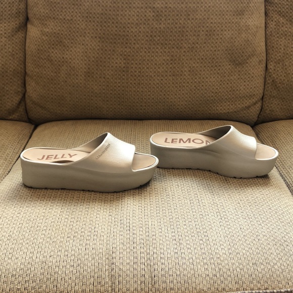 Lemon Jelly shoes, champagne color, size 37 (7) - Picture 4 of 8